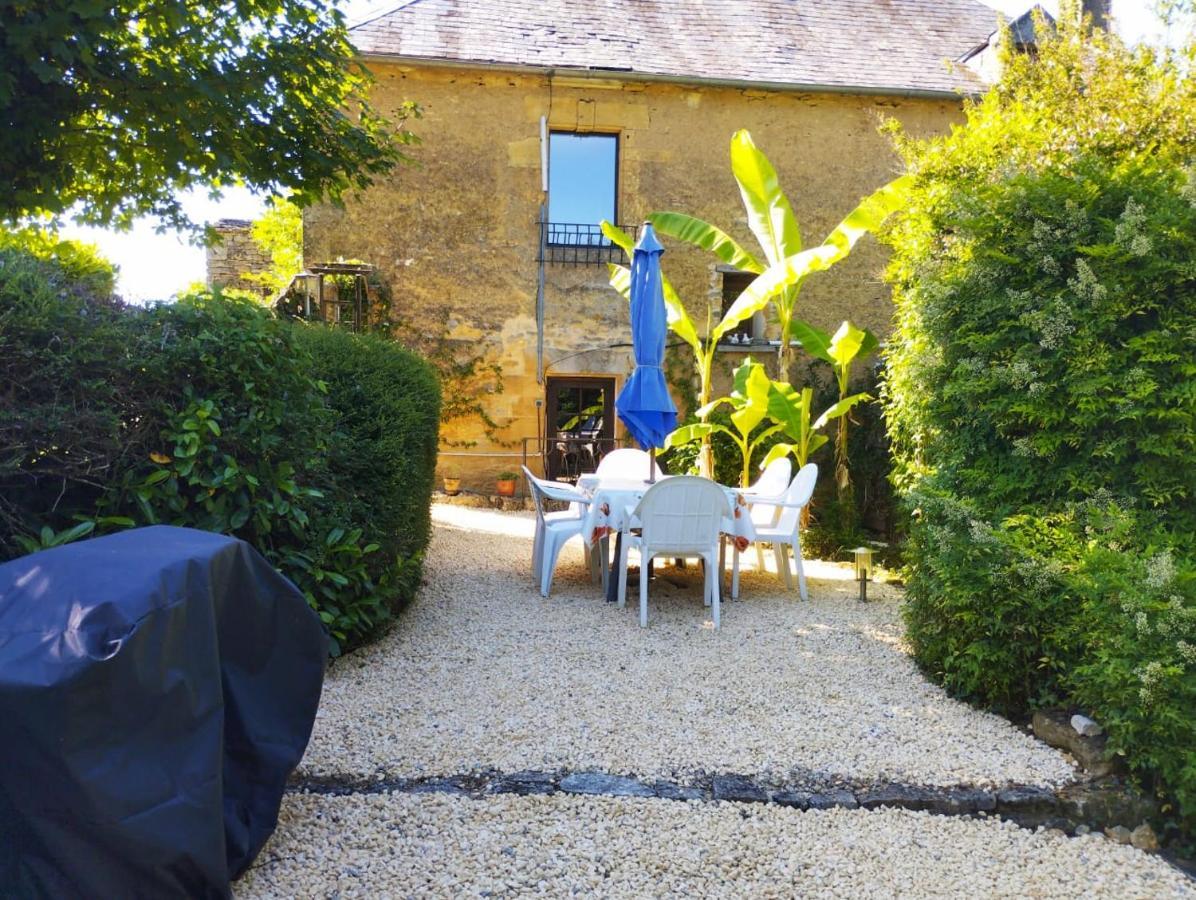 La Vieille Ferme: Superbe Complexe De 3 Gites En Pierre Avec Piscine Au Coeur Du Perigord Noir Saint-Genies Exterior photo